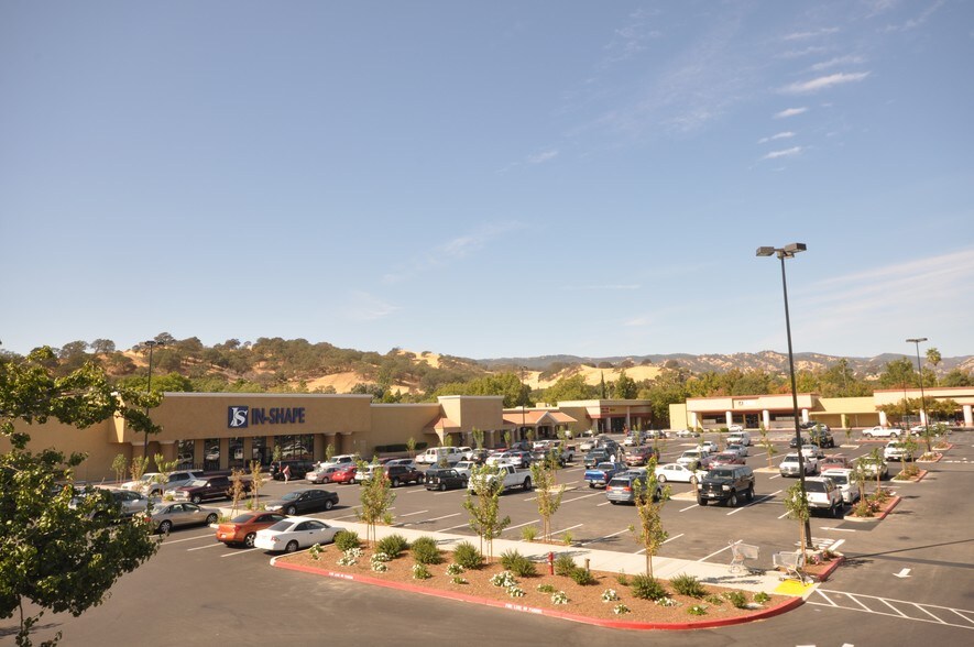 806 880 Alamo Dr Vacaville Ca 95688 For Lease On Cityfeet Com More Photos Of 806 880 Alamo Dr Vacaville Unknown For Lease