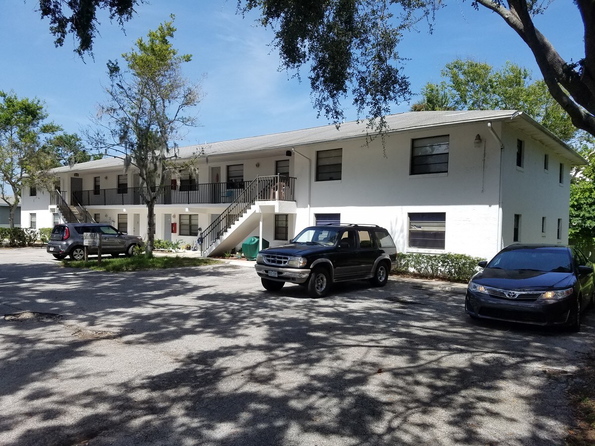 apartment building for sale by owner