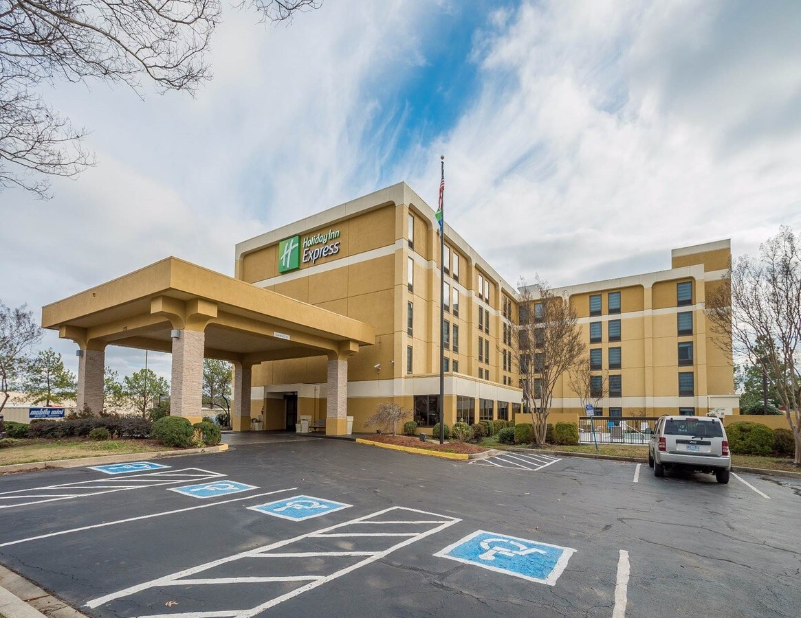 2700 S Perkins Rd Memphis Tn 38118 Hotel Property For On 2700 S Perkins Rd Memphis Tn 38118 Hotel Property For On Loopnet