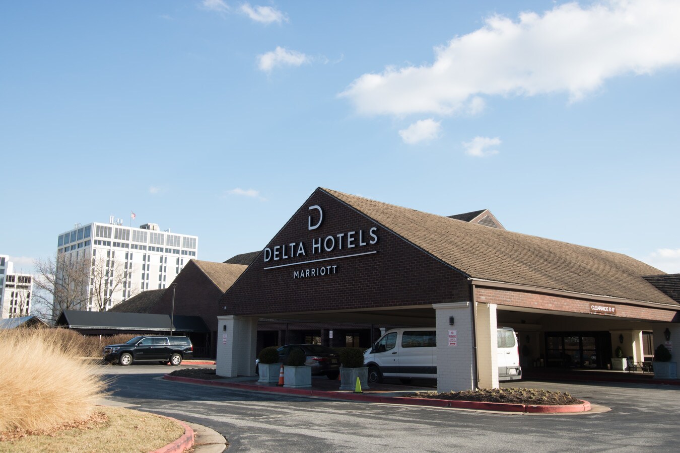 245 Shawan Rd Hunt Valley Md 21031 Hotel Property For On Hunt Valley Inn