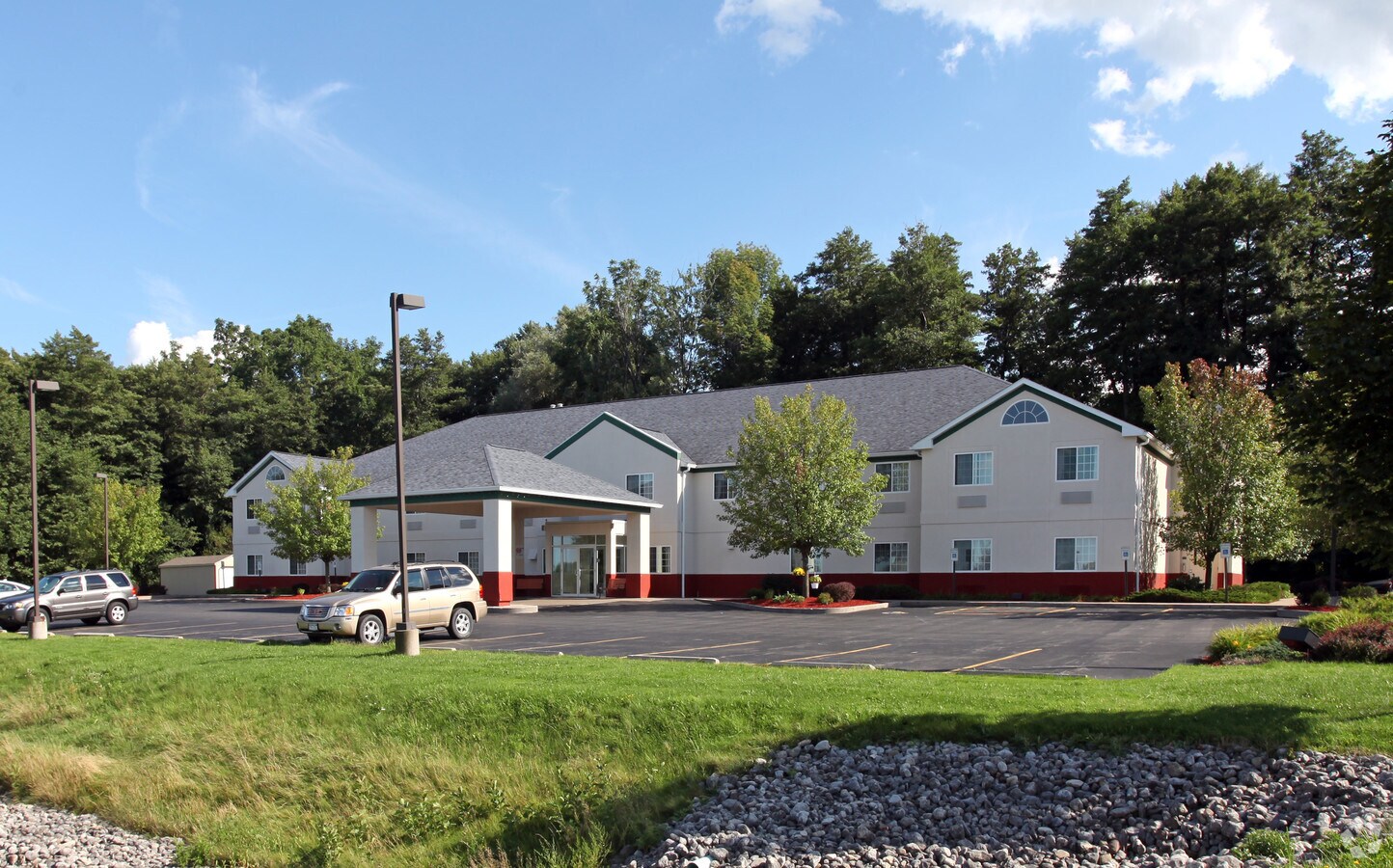 4908 Lake Rd S Brockport Ny 14420 Hotel Property For On Front1