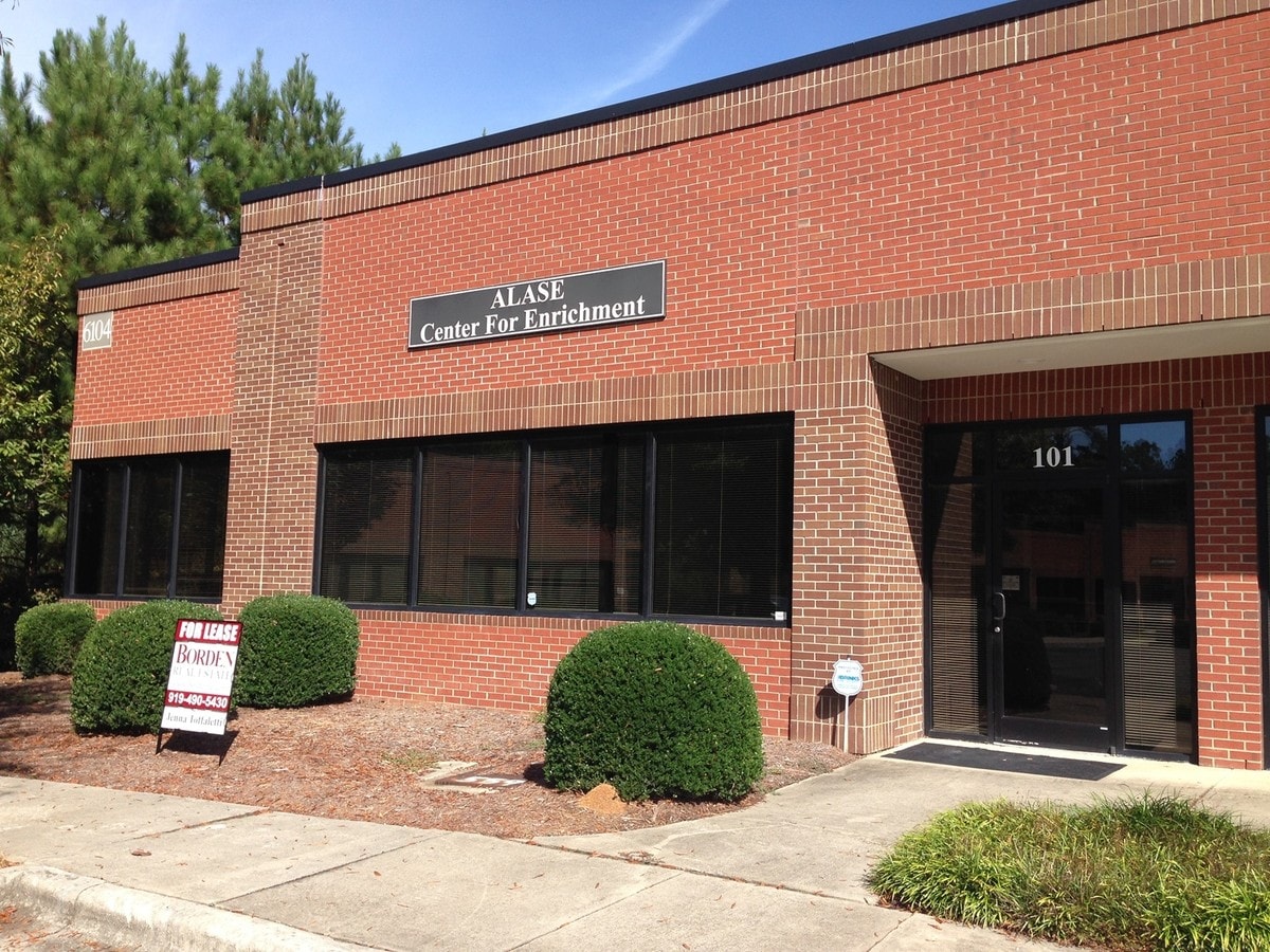 6104 Fayetteville Rd, Durham, NC, 27713 Office Live/Work Unit