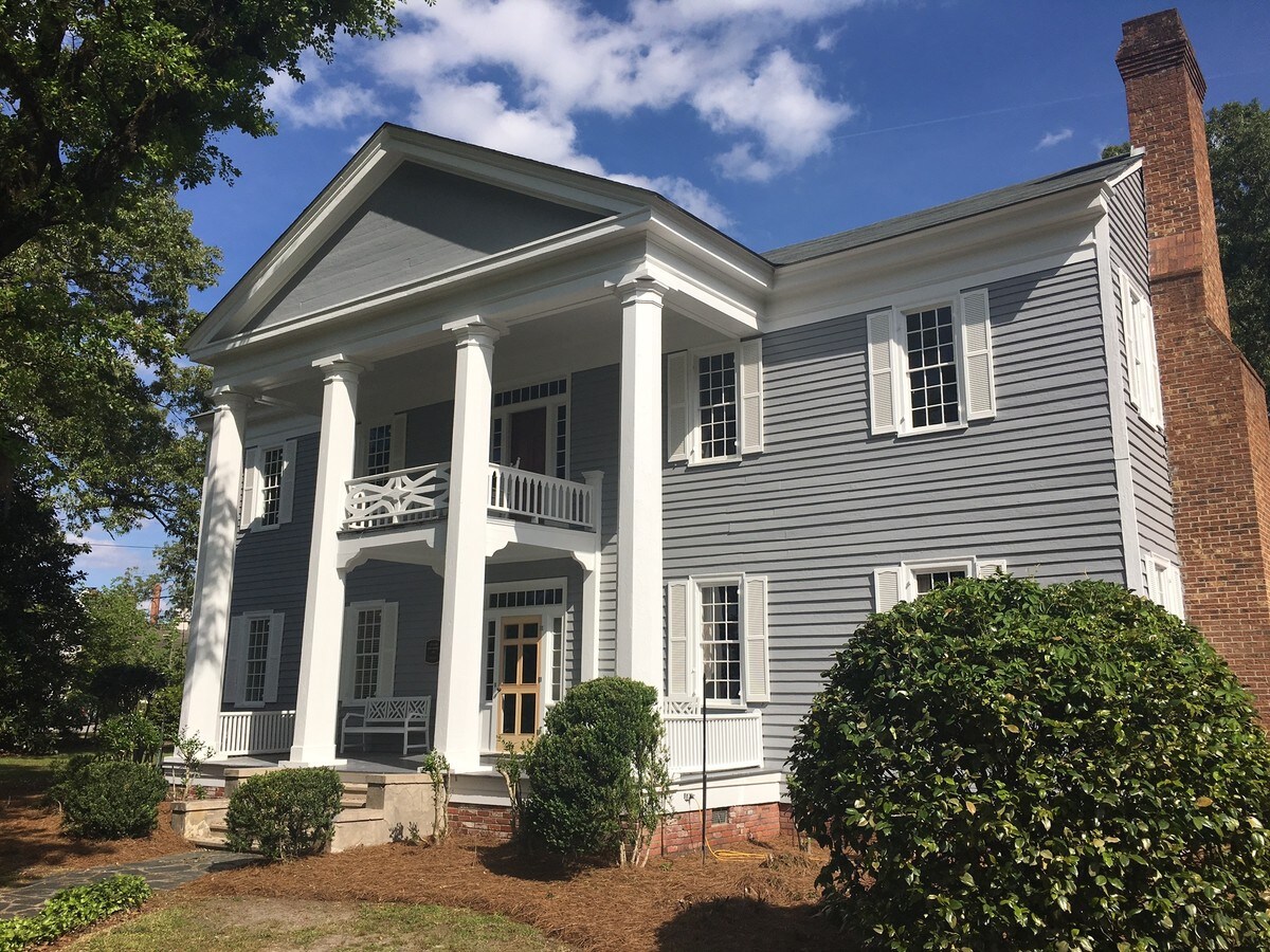 105 Cromartie Rd Elizabethtown Nc 28337 Hotel Property For Historic Elizabethtown B