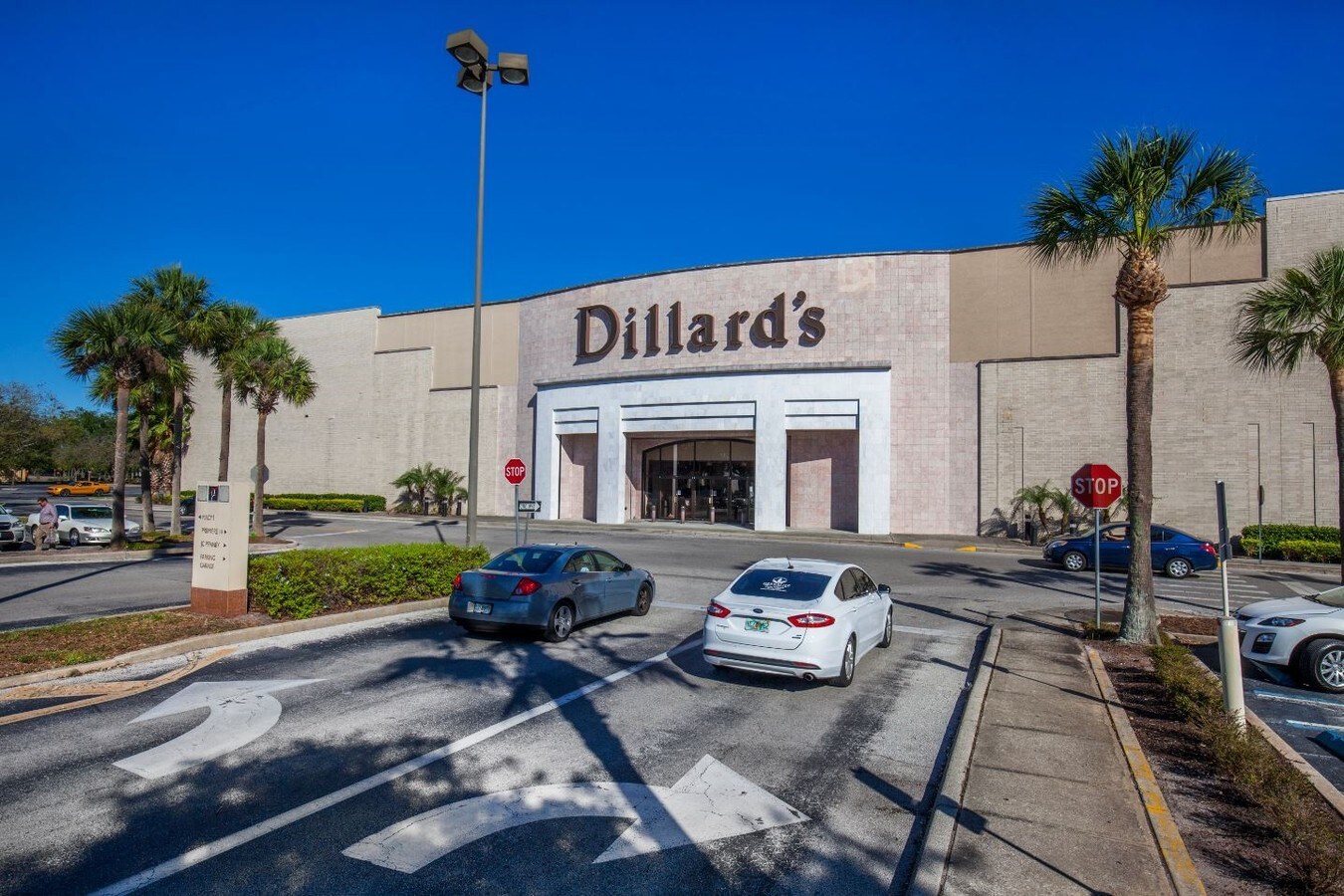 31113201 E Colonial Dr, Orlando, FL, 32803 Storefront Property For