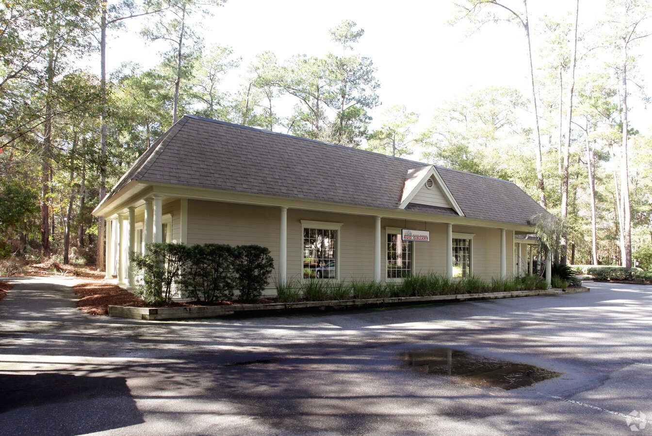 60 Palmetto Pky, Hilton Head Island, SC, 29926 - Property For Lease on