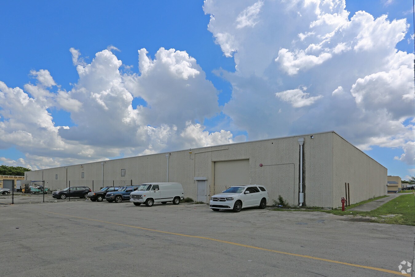 2151 Opa Locka