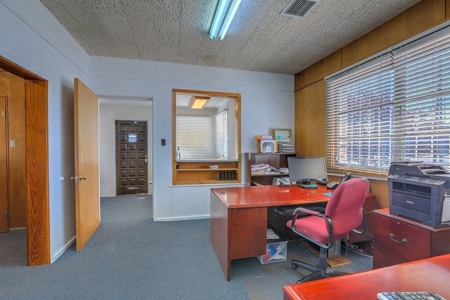1501 3rd St Nw Albuquerque Nm 87102 Office Residential Property 1501 3rd St Nw Albuquerque Nm 87102 Office Residential Property For On Loopnet Com