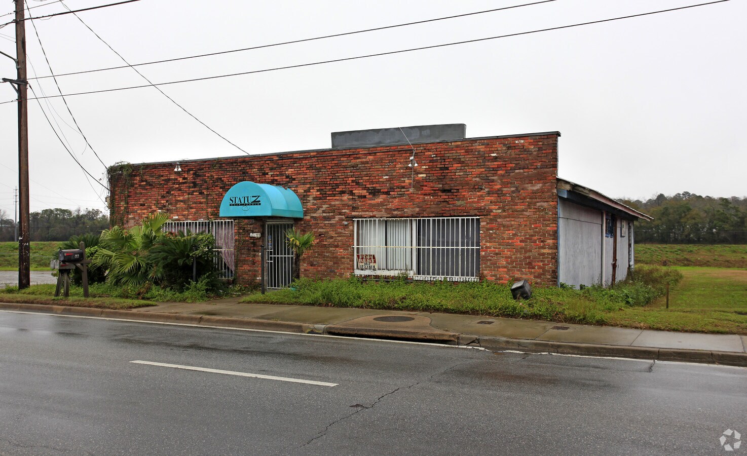 1433 Lake Bradford Rd, Tallahassee, FL, 32304 Freestanding Property