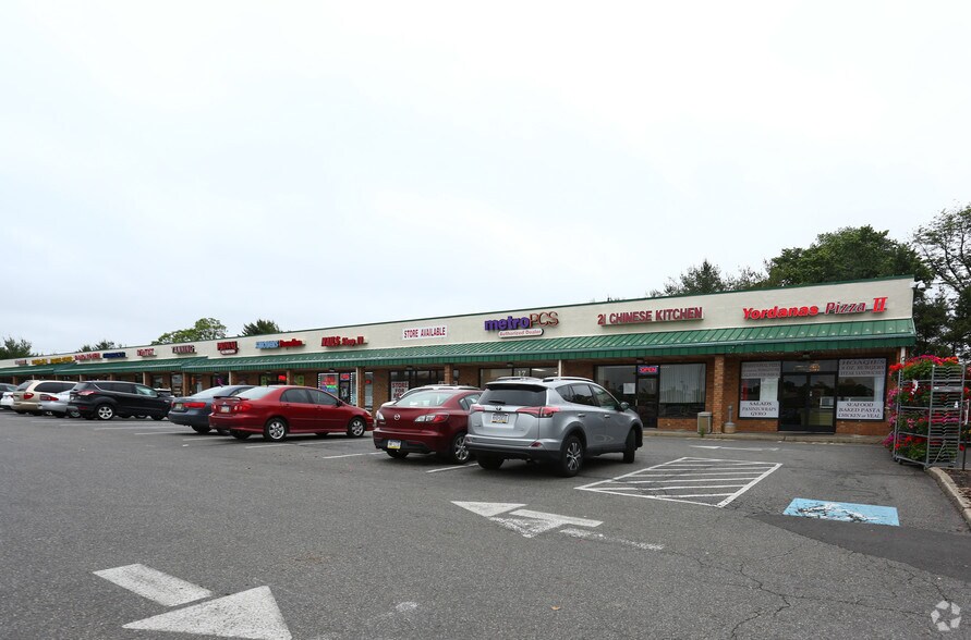 primary photo of 636 lincoln hwy fairless hills general retail for lease - Fairless Hills Garden Center primary photo of 636 lincoln hwy fairless hills general retail for lease - Fairless Hills Garden Center