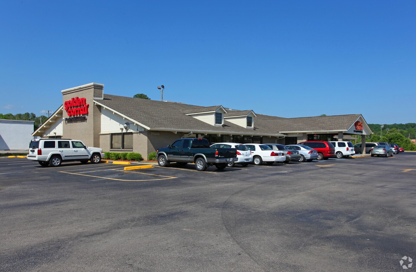 1193 Center Point Pky, Birmingham, AL, 35215 - Restaurant Property For Lease on LoopNet.com