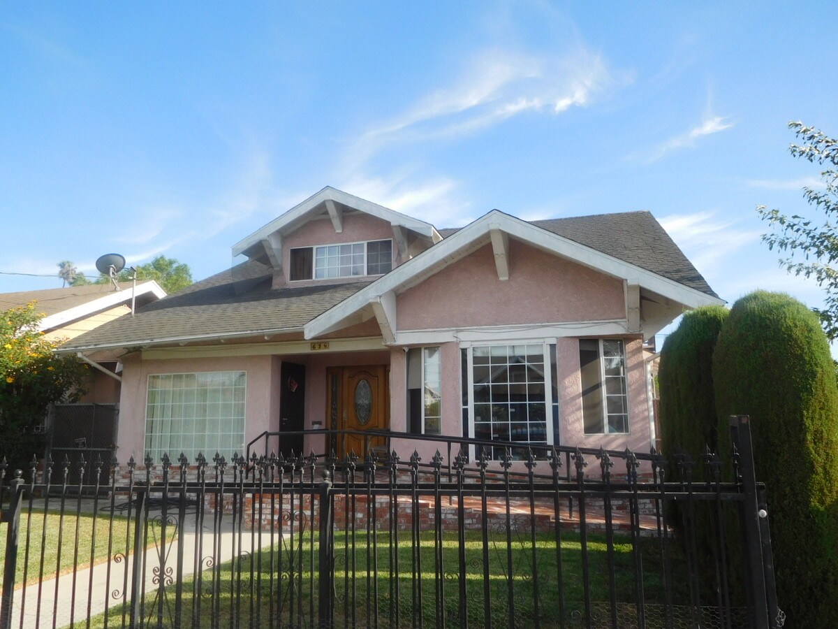 628 w 52nd pl los angeles ca 90037 property for sale on loopnet com