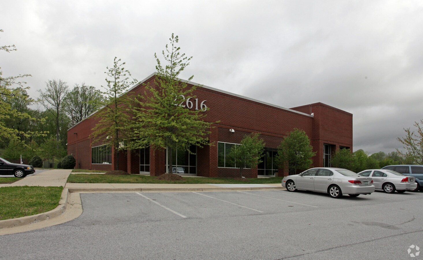 22616 Gateway Center Dr Clarksburg Md 20871 Property For Lease Side Of Building Ilration