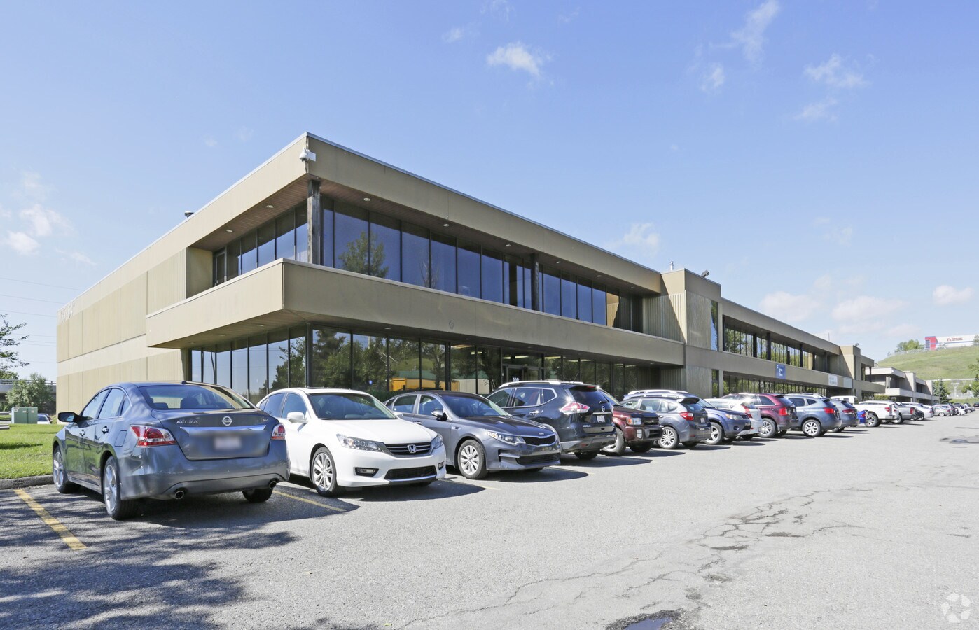 1135 64th Ave SE, Calgary, AB, T2H 2J7 - Property For Lease on LoopNet.com