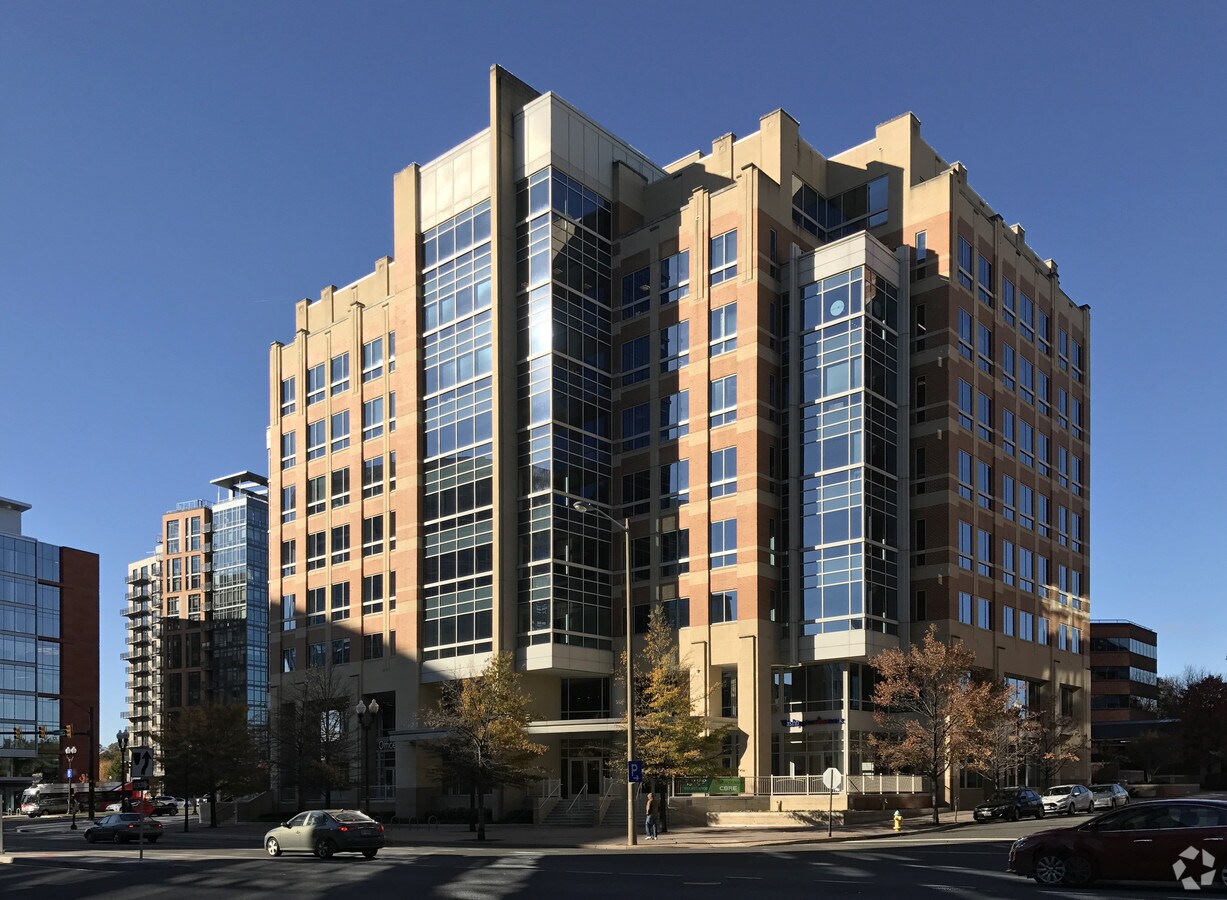 4501 N Fairfax Dr, Arlington, VA, 22203 Property For Lease on