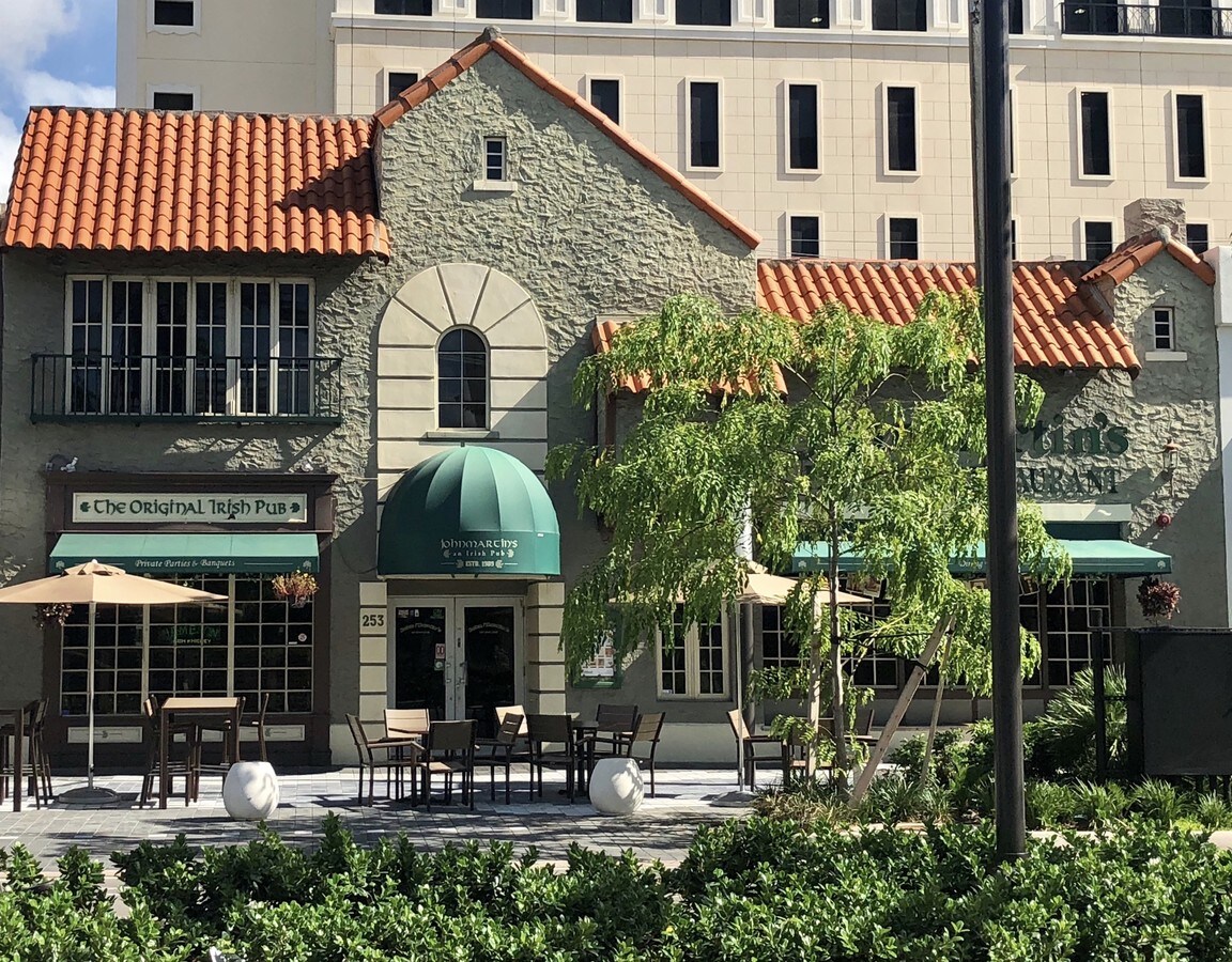 253 Miracle Mile Miami Fl 33134 Restaurant Property For On Miracle Mile Restaurant