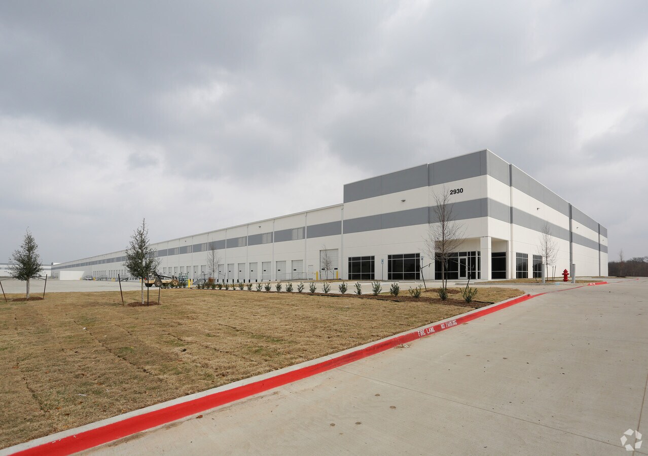 2930 114th St, Grand Prairie, TX, 75050 Warehouse Property For Lease on