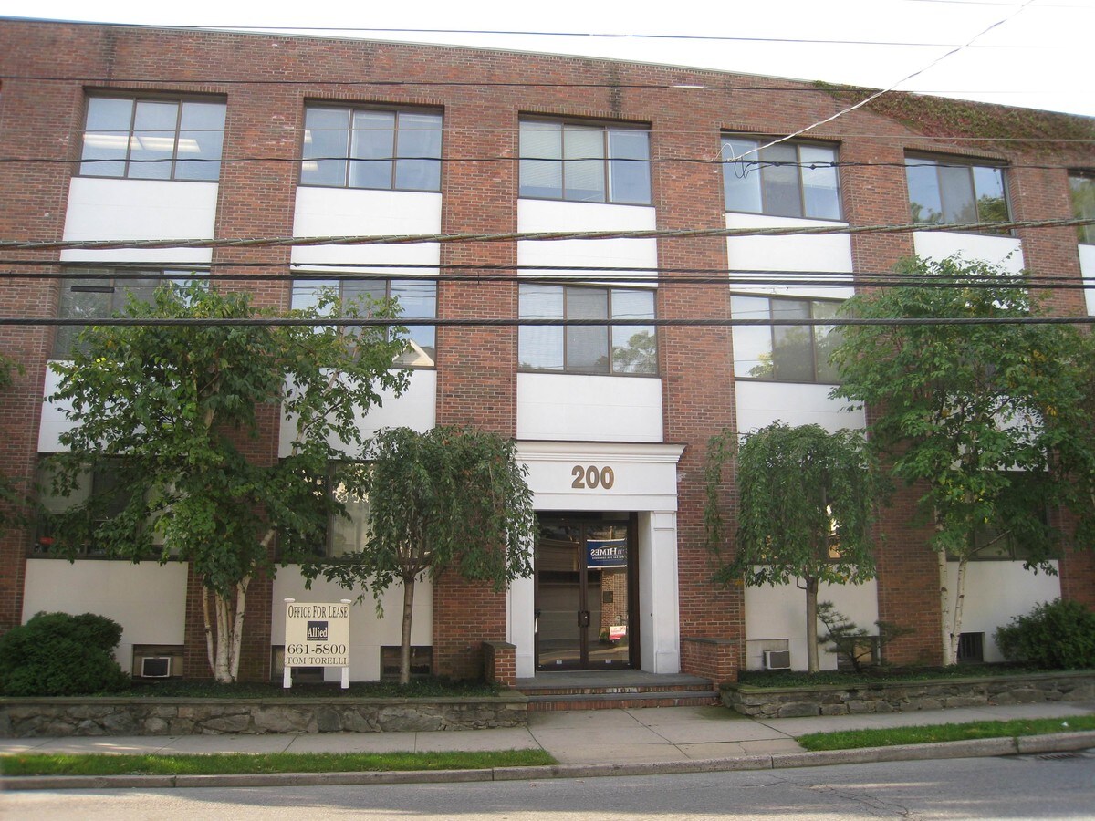 200 Railroad Ave, Greenwich, CT, 06830 Property For Lease on