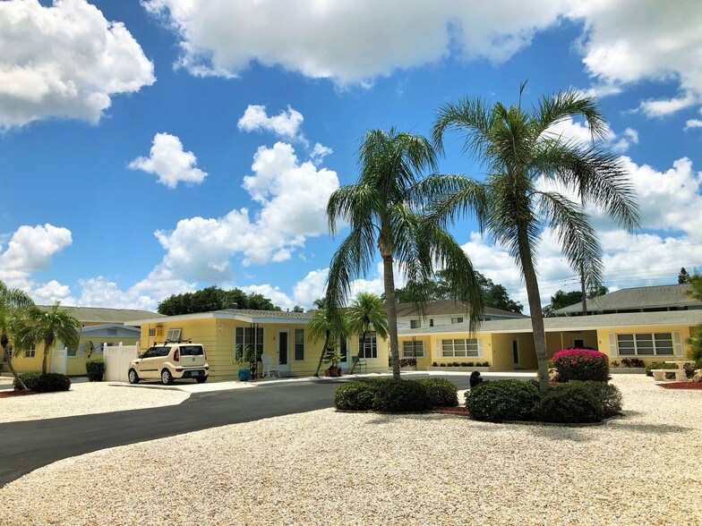 513 Manatee Ct Venice Fl 34285 Apartments Property For On 513 Manatee Ct Venice Fl 34285 Apartments Property For On Loopnet