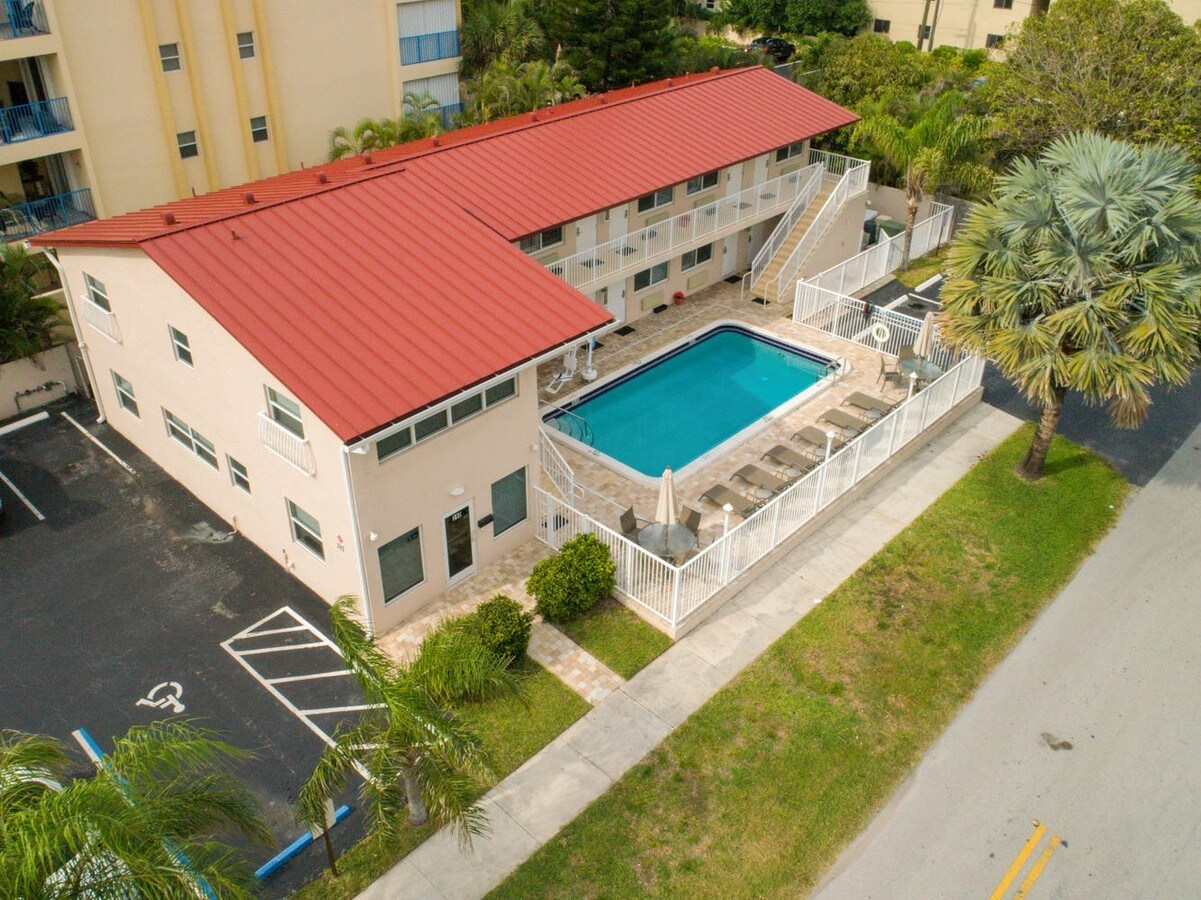 317 Se 20th Ave Deerfield Beach Fl 33441 Motel Property For Atlantique Beach House