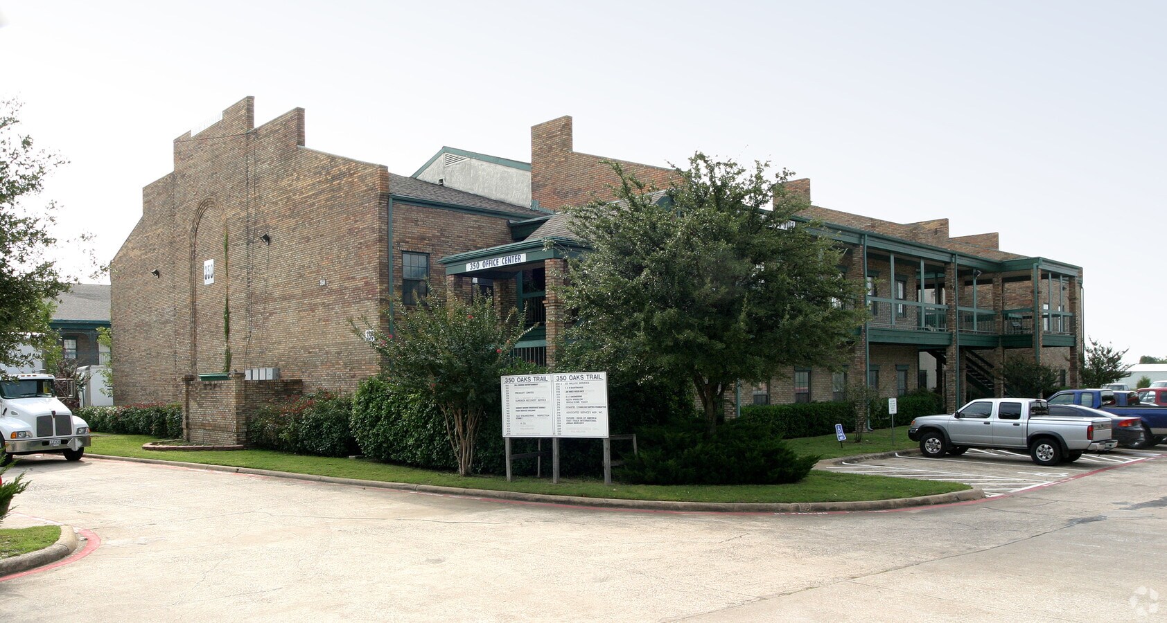 350 Oaks Trl, Garland, TX, 75043 Property For Lease on