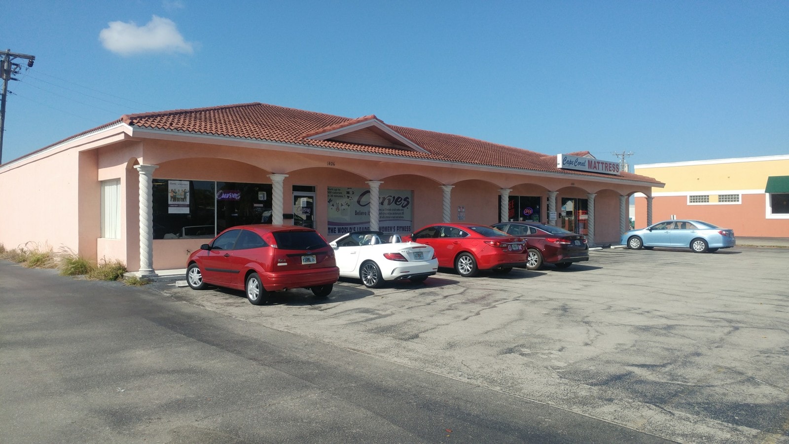 BUILDING FRONTING NORTH TO CAPE CORAL PARKWAY