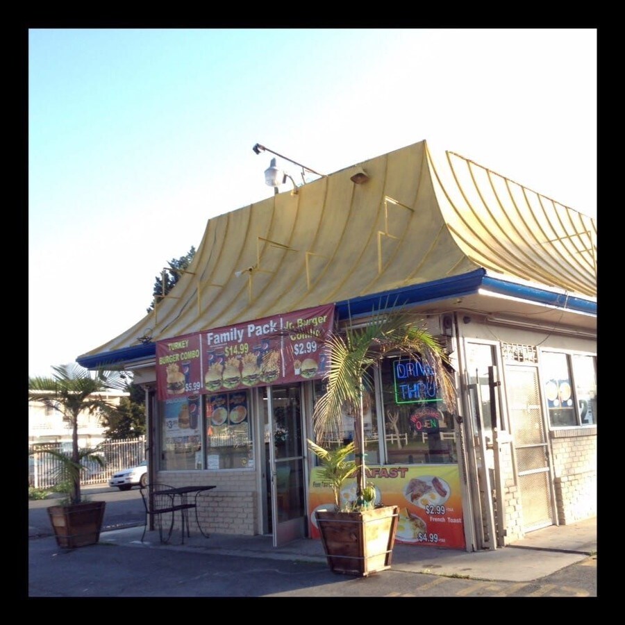 1300 S Long Beach Blvd Compton Ca 90221 Restaurant Property For Burger Stand With Drive Thru