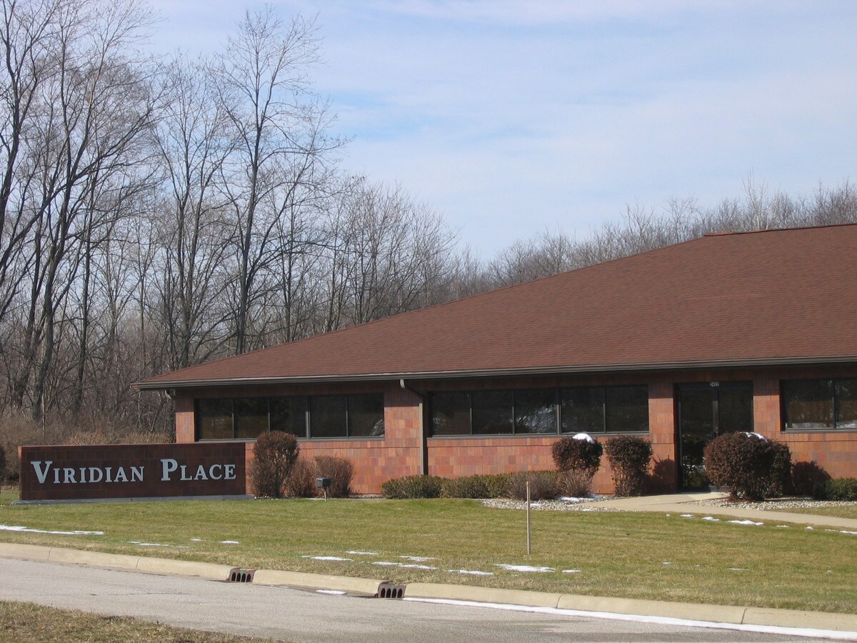 2420 2422 Viridian Dr South Bend In 46628 Property For Lease On Exterior