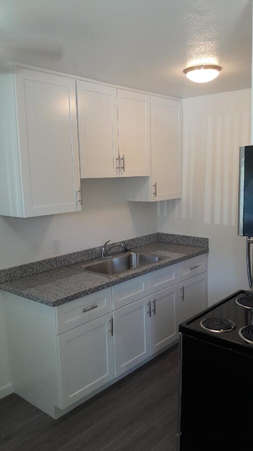 2927 Marconi Ave Sacramento Ca 95821 Apartments Property For Premium Kitchen